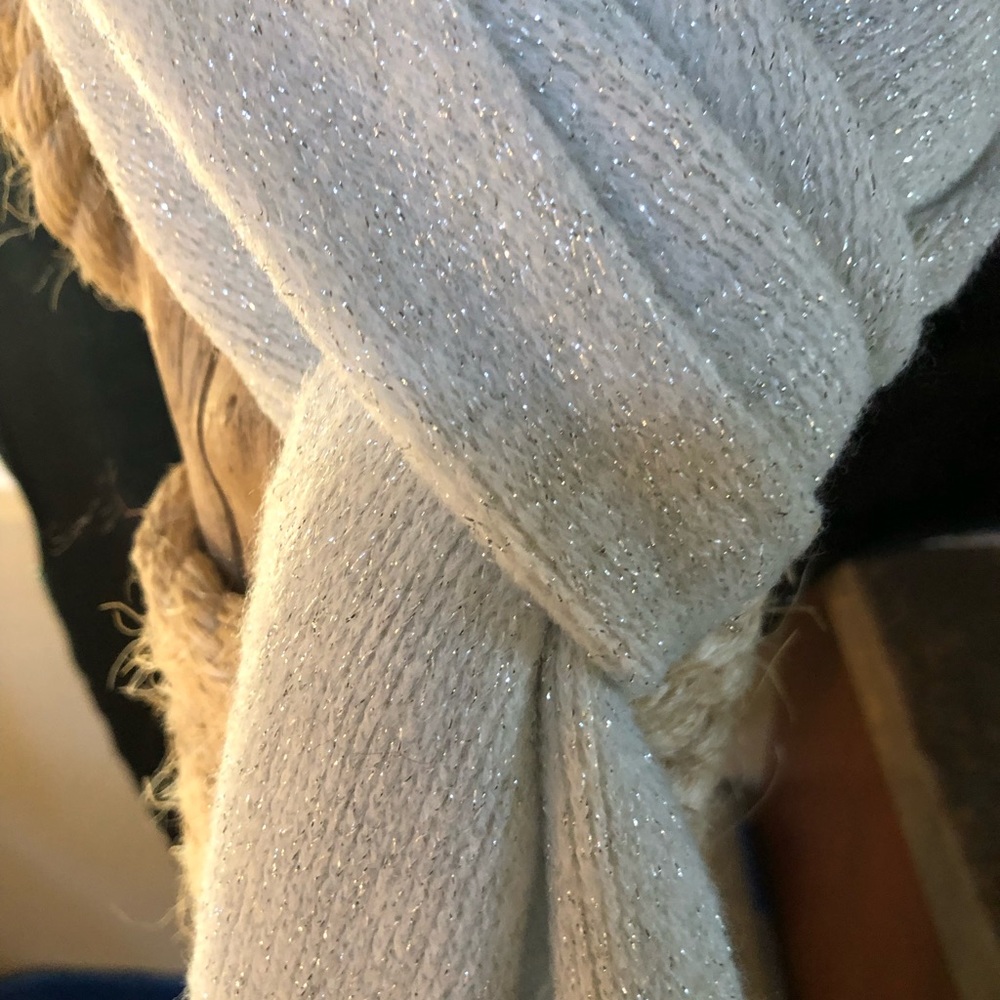 Beautiful ECHO Scarf